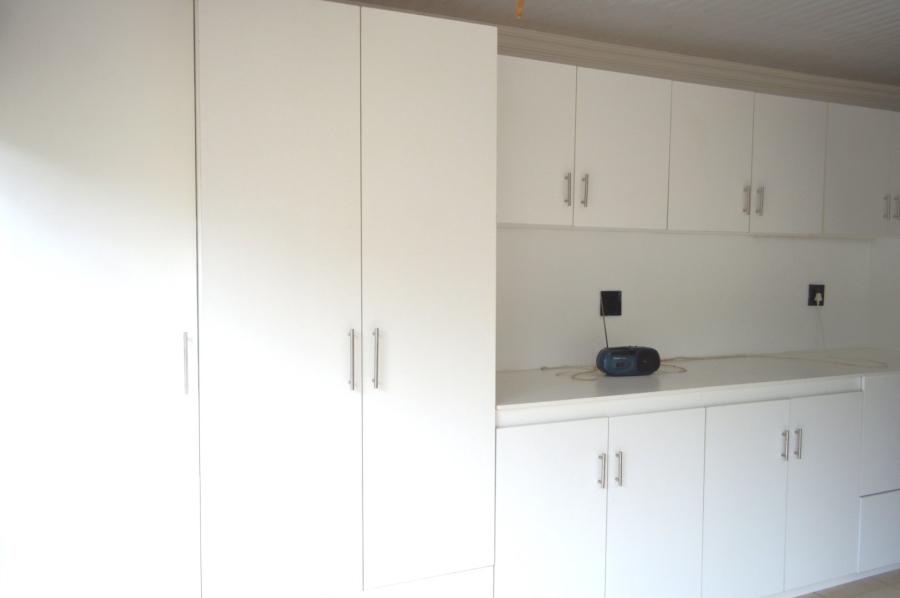 4 Bedroom Property for Sale in Wilkeville North West
